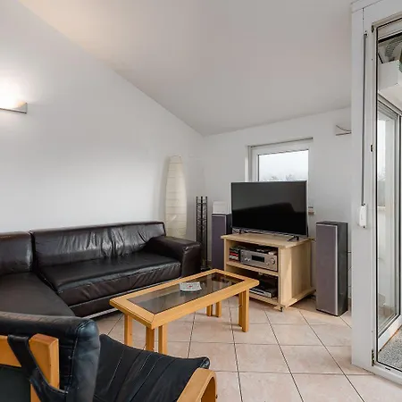 Lejlighed Bezauberndes Nur 200 Meter Zum Strand, Ideal Fuer Atp-turnier *