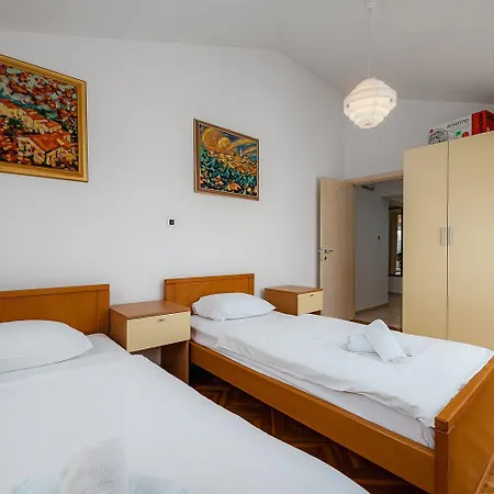 Lejlighed Bezauberndes Nur 200 Meter Zum Strand, Ideal Fuer Atp-turnier *