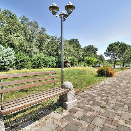 Lejlighed Bezauberndes Nur 200 Meter Zum Strand, Ideal Fuer Atp-turnier *